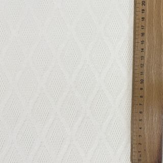 Knitted jacquard Diamond off white