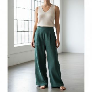 Linen enzyme washed 170 g forest green