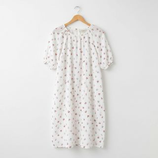 Double gauze/muslin Fruits cherry white