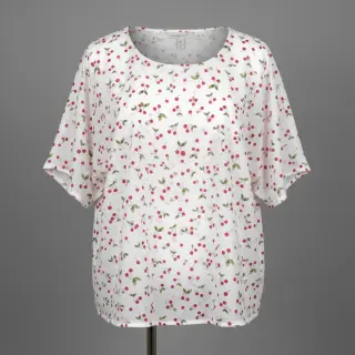 Double gauze/muslin Cherries white digital print