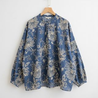 Cotton fabric JEANS EMBROIDERY Bouquet blue