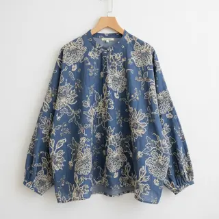 Cotton fabric JEANS EMBROIDERY Bouquet blue