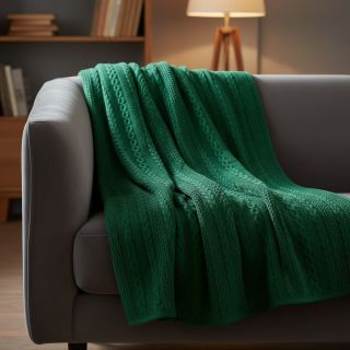 Knitted jacquard Cable forest green