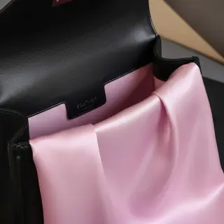 Satin light rose