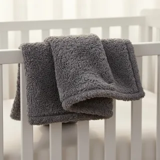 Faux fur Curly grey
