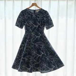 Linen viscose EMBROIDERY Flower Danielle navy