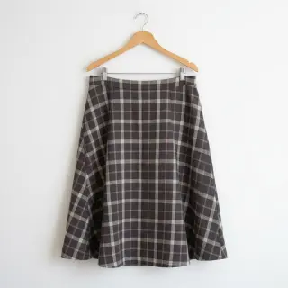 Linen viscose YARN DYED Block brown