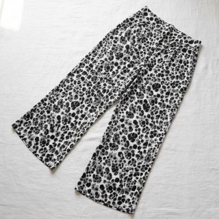 Viscose SATIN Animal skin black digital print