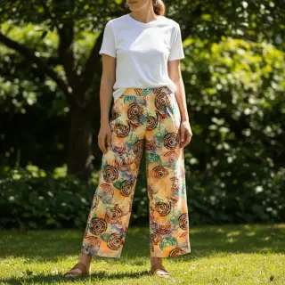 Viscose RAYON POPLIN Feathers design D digital print