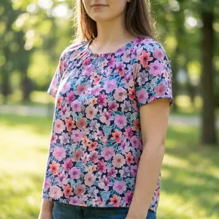 Cotton fabric Significant flowers navy digital print