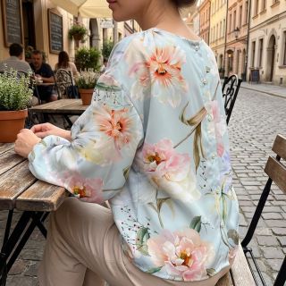 Cotton fabric SATIN Oahu green digital print