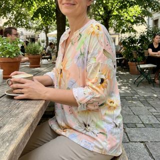 Cotton fabric SATIN Oahu pink digital print