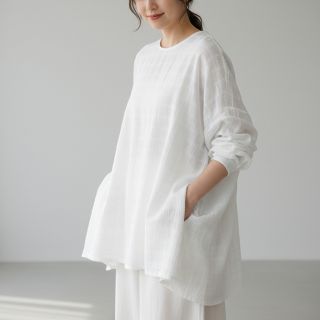 Cotton fabric EMBROIDERY DOBBY Square white