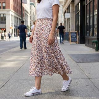 Cotton fabric Simie flowers offwhite digital print