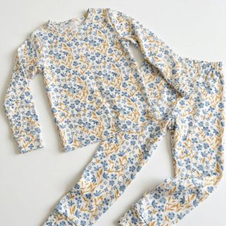 Cotton fabric Fine flowers blue