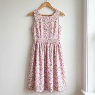 Cotton fabric Fine flowers purple