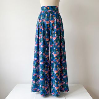 Viscose STRETCH Flowers Dorothia digital print