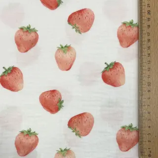 Double gauze/muslin Strawberries digital print