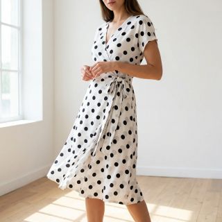 Viscose RADIANCE Polka BIG dot white