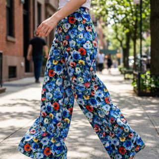 Viscose RADIANCE Flower design A digital print