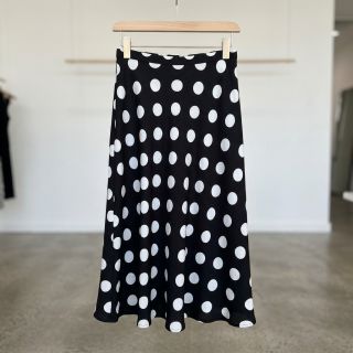 Viscose RADIANCE Polka BIG dot black