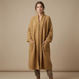 Knitted Angora honey beige