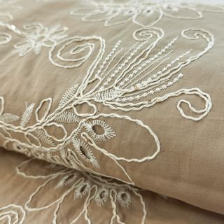 Cotton fabric VOILE EMBROIDERY Kokka natural