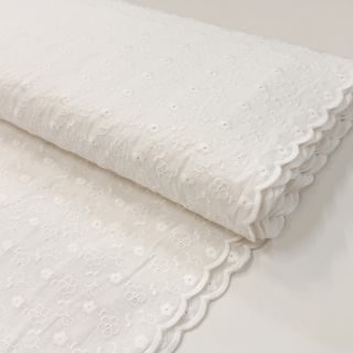 Cotton fabric EMBROIDERY TWO-SIDE SCALLOP Verena white