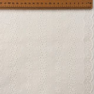 Cotton fabric EMBROIDERY TWO-SIDE SCALLOP Neo white