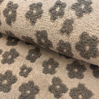 Terry Knitted flowers sand