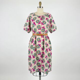 Double gauze/muslin Flowers green by JENNIFER BOURON ORGANIC