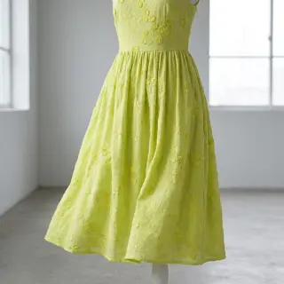Cotton fabric EMBROIDERY Catchy leaves lime
