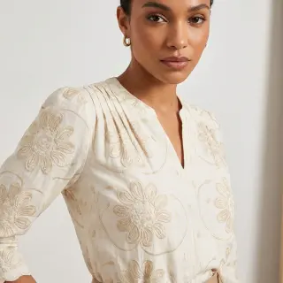 Cotton fabric EMBROIDERY Bellagio butter
