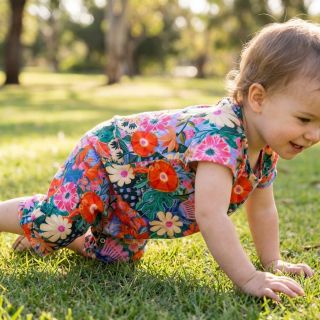 Linen viscose Bright and bold design A