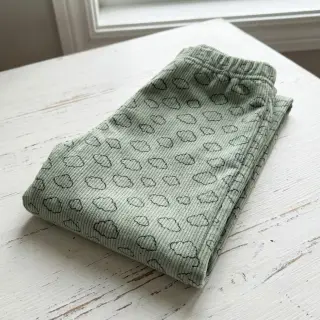 Corduroy STRETCH Little clouds old green