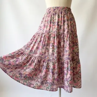 Viscose RAYON POPLIN Simplistic flowers design B