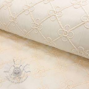 Stepped fabric Flower design offwhite