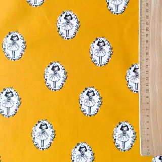 Cotton fabric Arlequeen medailon ochre