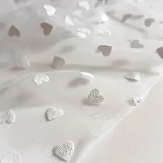 Tulle netting Flock shiny hearts offwhite