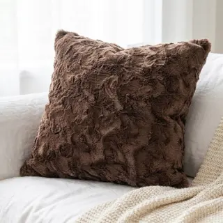 Faux fur brown