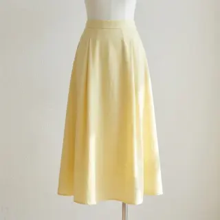 Linen viscose BUBBLY pale banana
