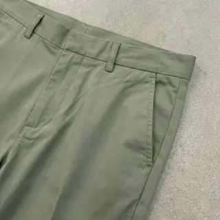 Cotton poplin UNI old green