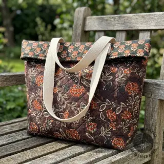 Cosy VELVET QUILT Flowers leaves dark brown