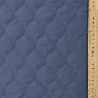 Stepped fabric Round jeans