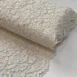 Lace Scallop off white