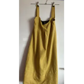 Linen enzyme washed ochre