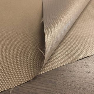 Water-reppellent fabrics taupe