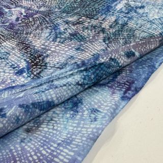 Cotton fabric UNIQUE BATIK design I blue