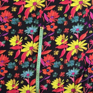 Viscose RADIANCE Marguerite black digital print