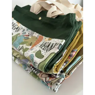CANVAS dark green
